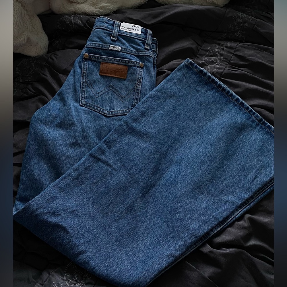 NWT Wrangler Wanderer 622 High-Rise Flare Jeans